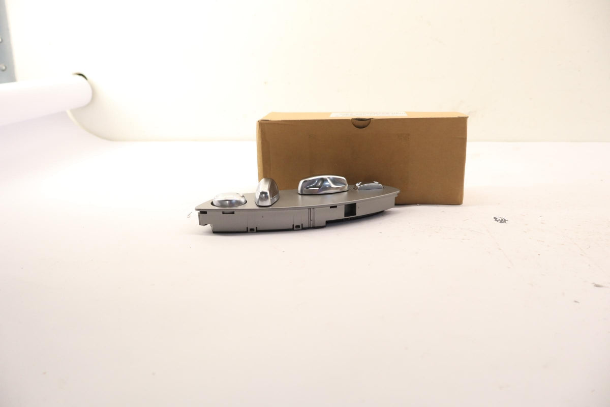 Original PORSCHE Macan 95B 718 991 Sitzverstellung Schalter links 7PP959747AADMN