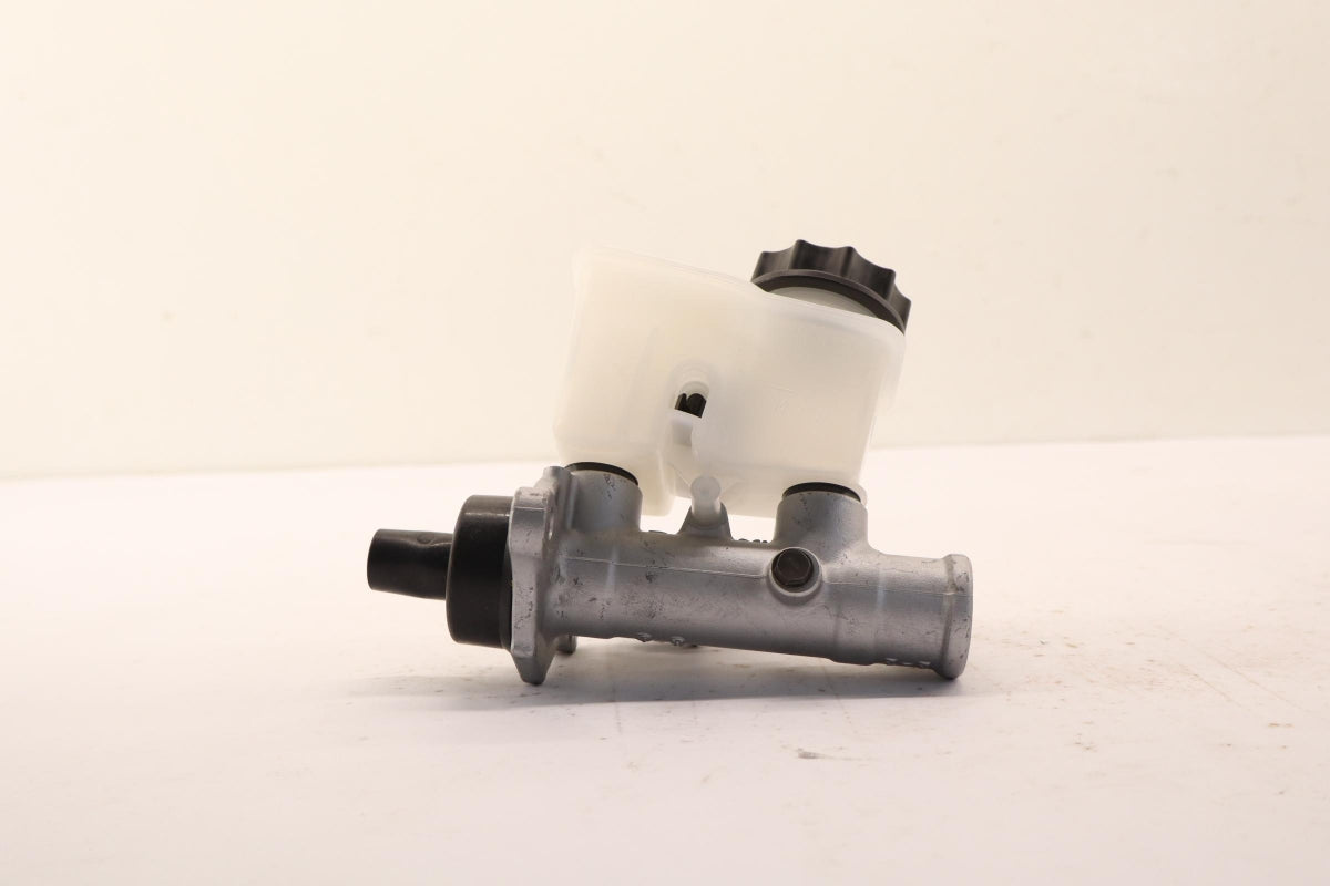 Original MAZDA 626 (GF/GW) 97- Hauptbremszylinder GE7B4340Z