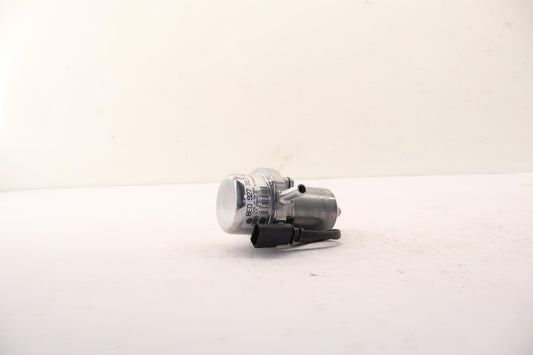 Original OE Volkswagen Bremsanlage Vakuumpumpe 8E0927317H