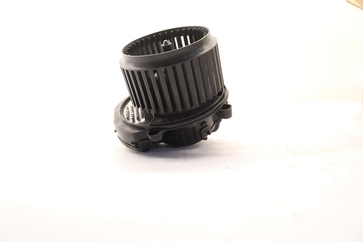 Original OE Volkswagen Innenraumgebläse 7P0820022C