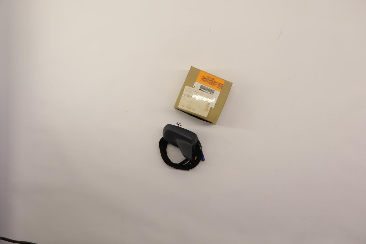 Original OE Volkswagen Antenne 8T8035503EGRU