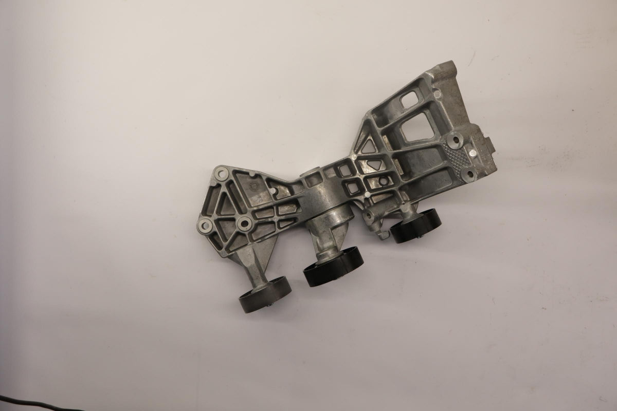 Original OE MERCEDES-BENZ Riemenspanner A2662000670