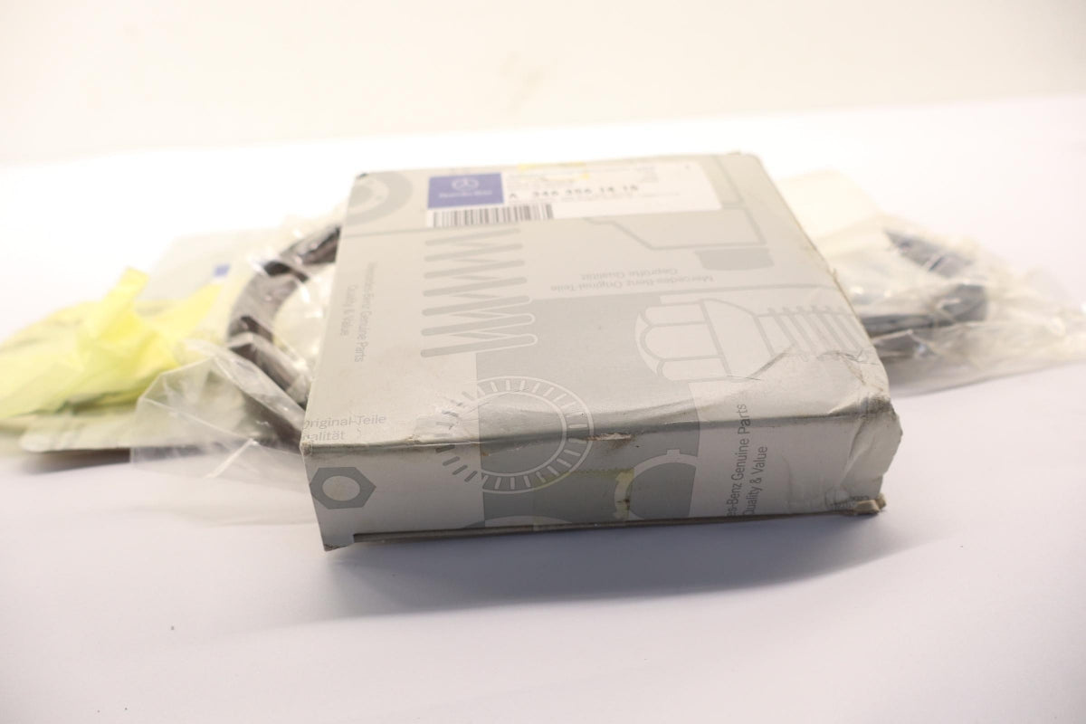 Original OE MERCEDES-BENZ Radnabe Dichtungssatz A9403500735