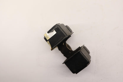 Original OE MERCEDES-BENZ Gummilager A6732421513