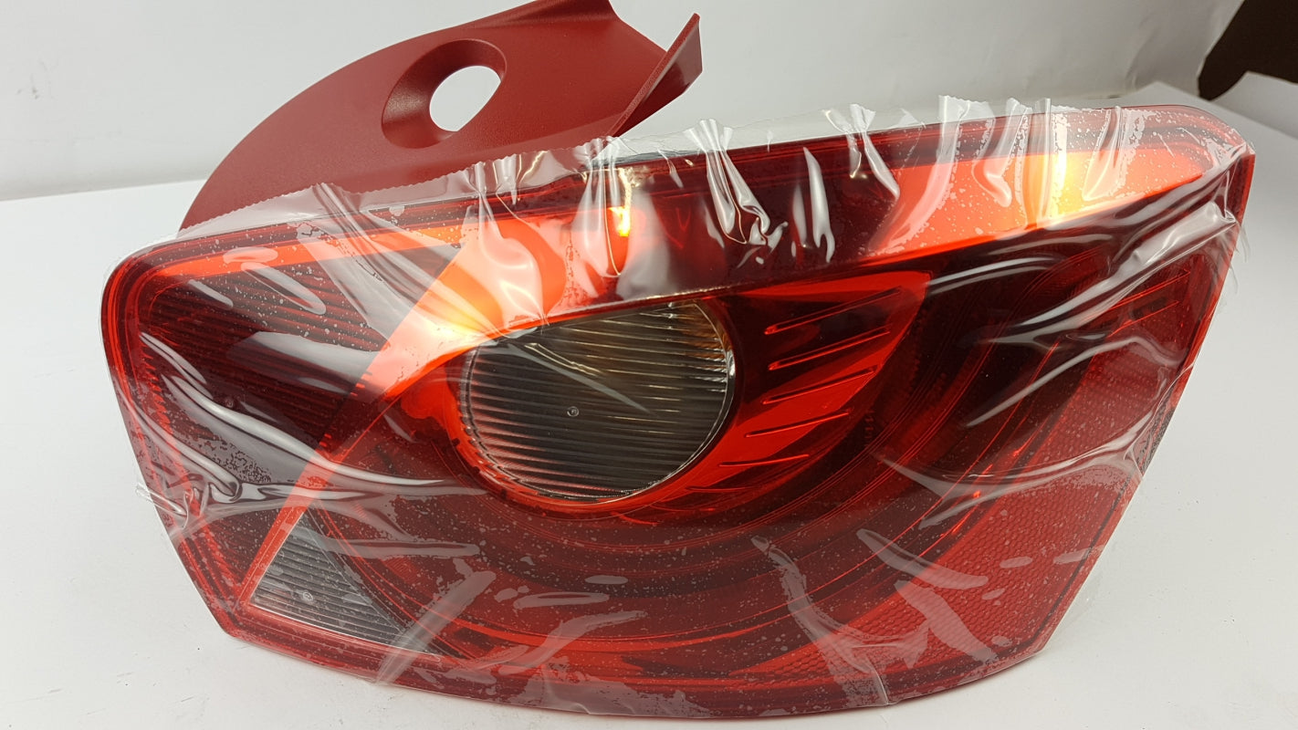 Original OE Volkswagen Heckleuchte 6J4945096H