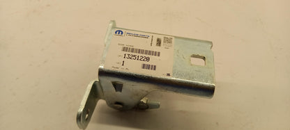 Original OPEL Opel Meriva-B Türscharnier vorne links 13251220
