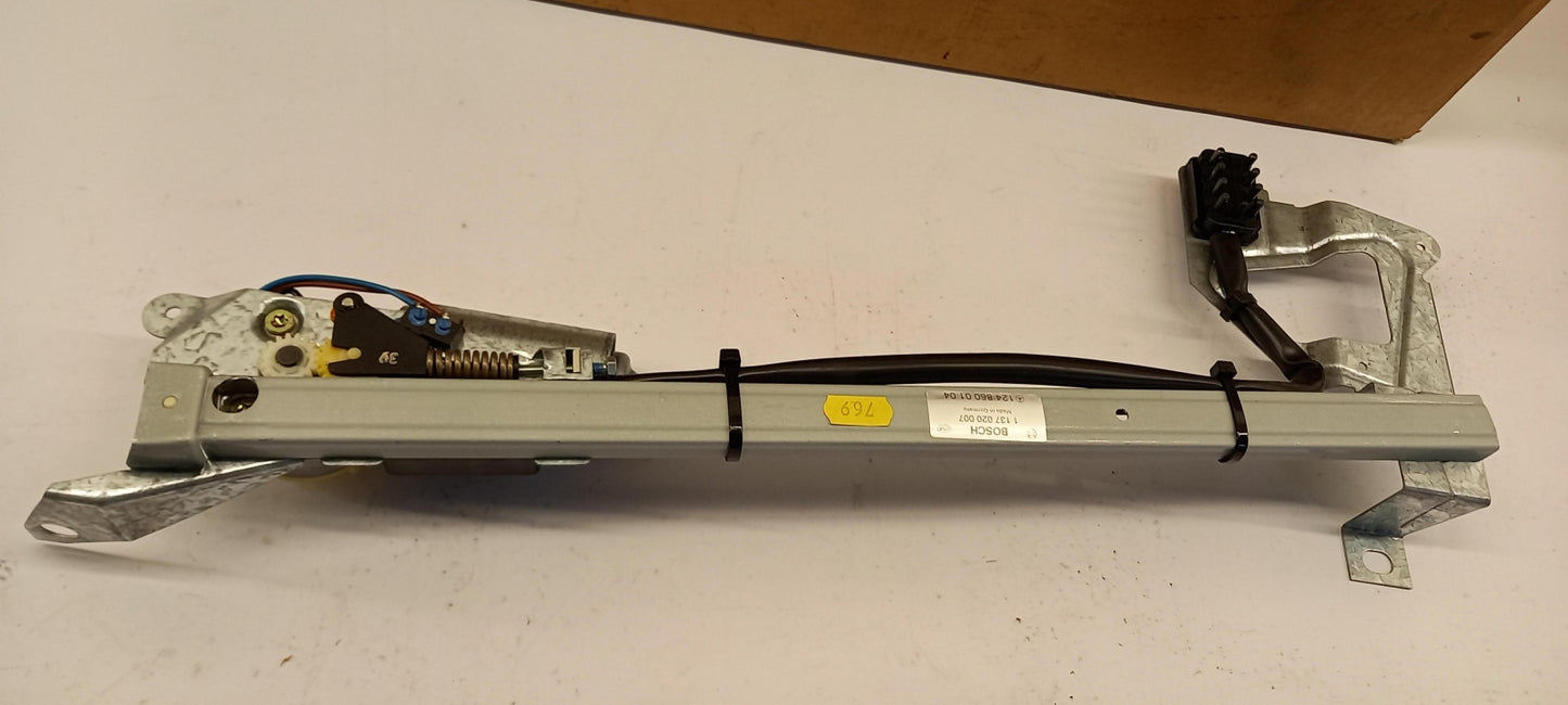 Original OE MERCEDES-BENZ Stellantrieb A1248600104