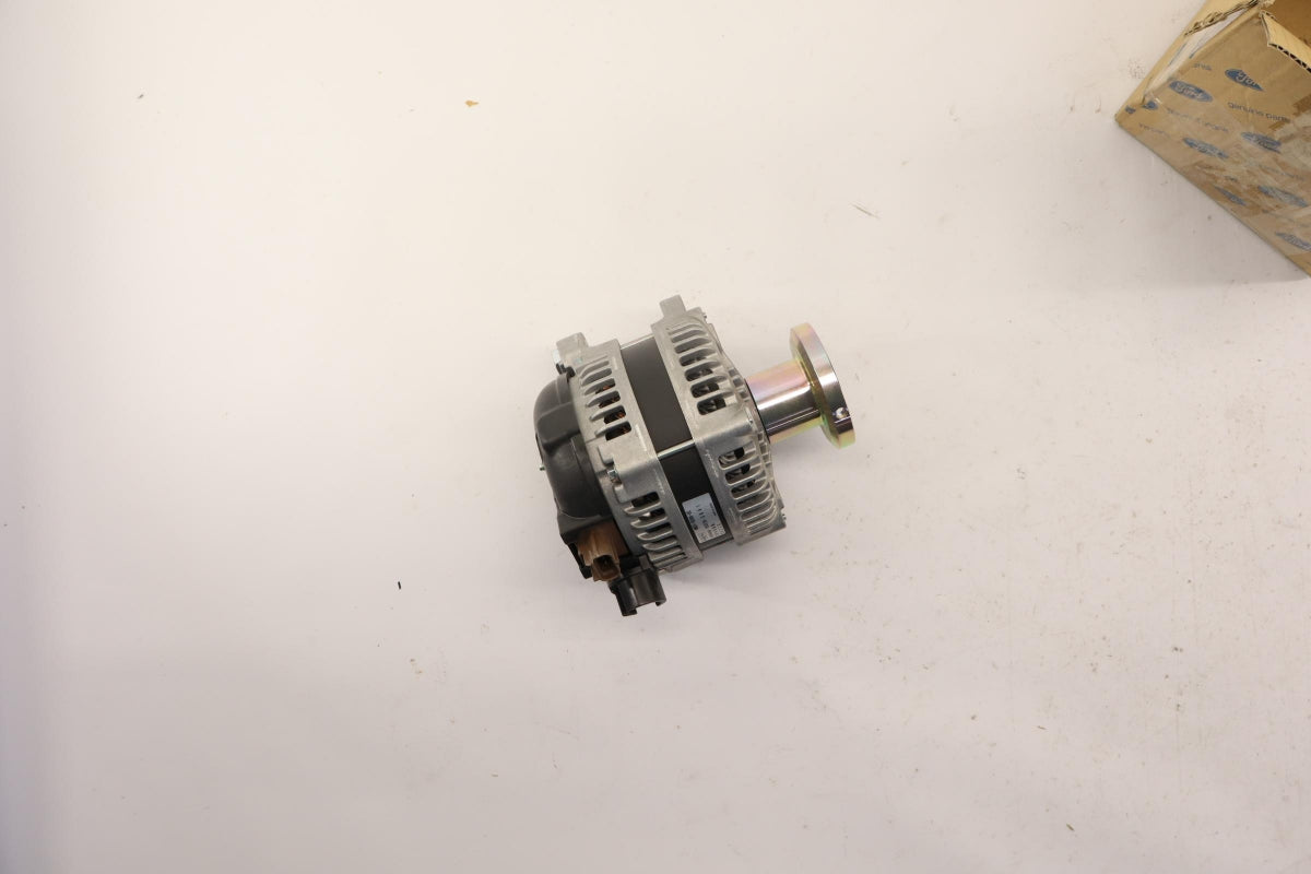 Original OE FORD Lichtmaschine 1477740