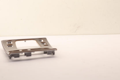 Original OE MERCEDES-BENZ Mittelkonsole Teil A20868018367600