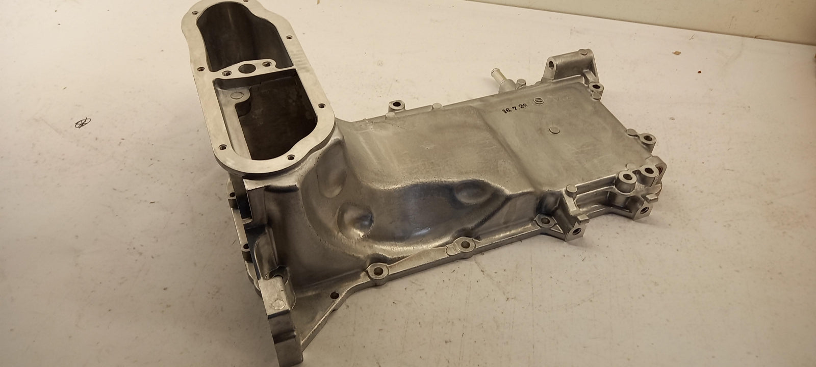Original OE NISSAN Ölwanne 11110VK56A