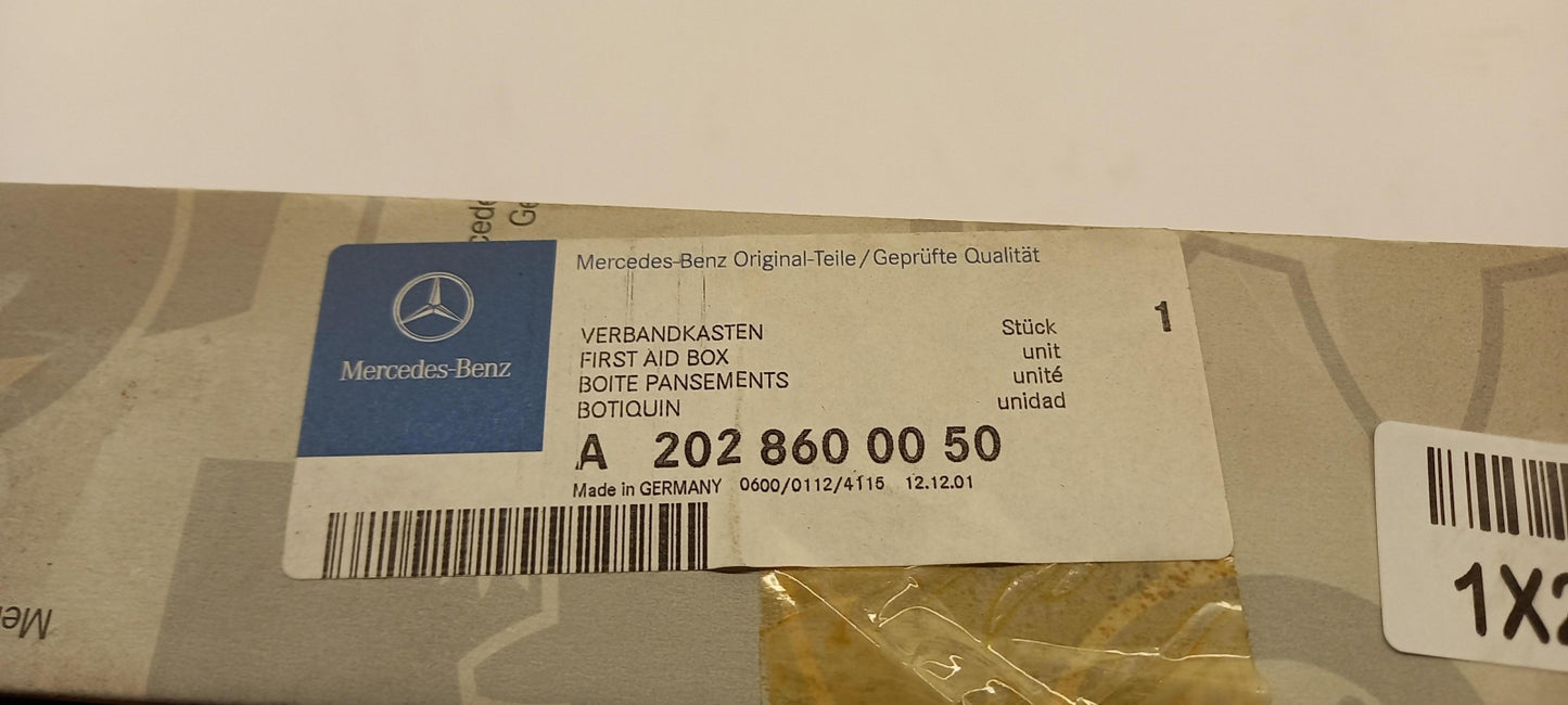 Original OE MERCEDES-BENZ A2028600050