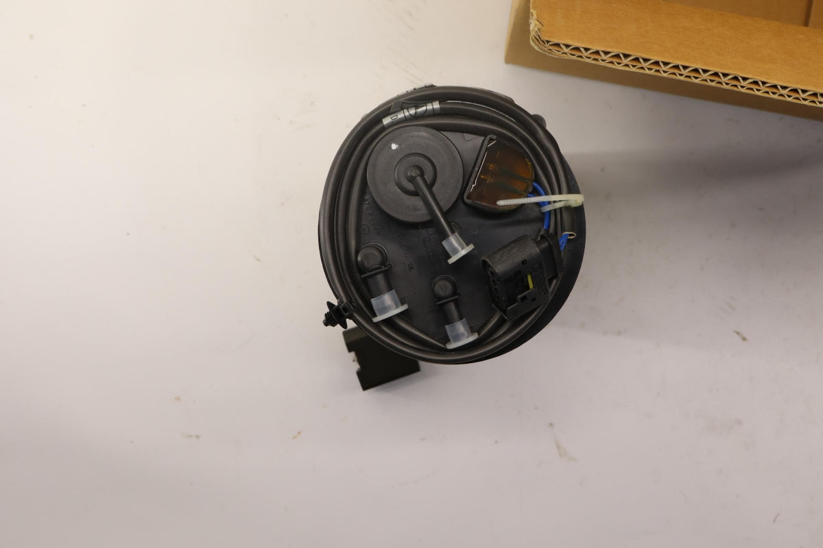 Original OE MERCEDES-BENZ Kraftstoffvorrat Sensor A1684704794