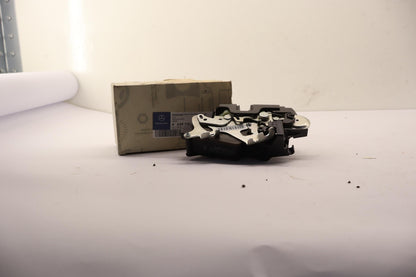 Original OE MERCEDES-BENZ Türschloss A6397300435