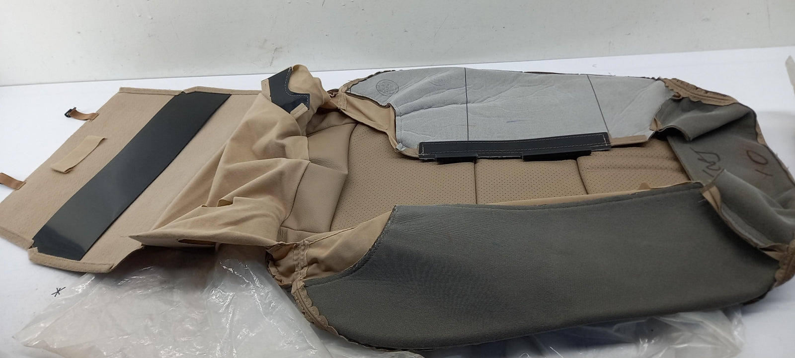 Original OE HYUNDAI/KIA Sitzbezug 884802P050NXB