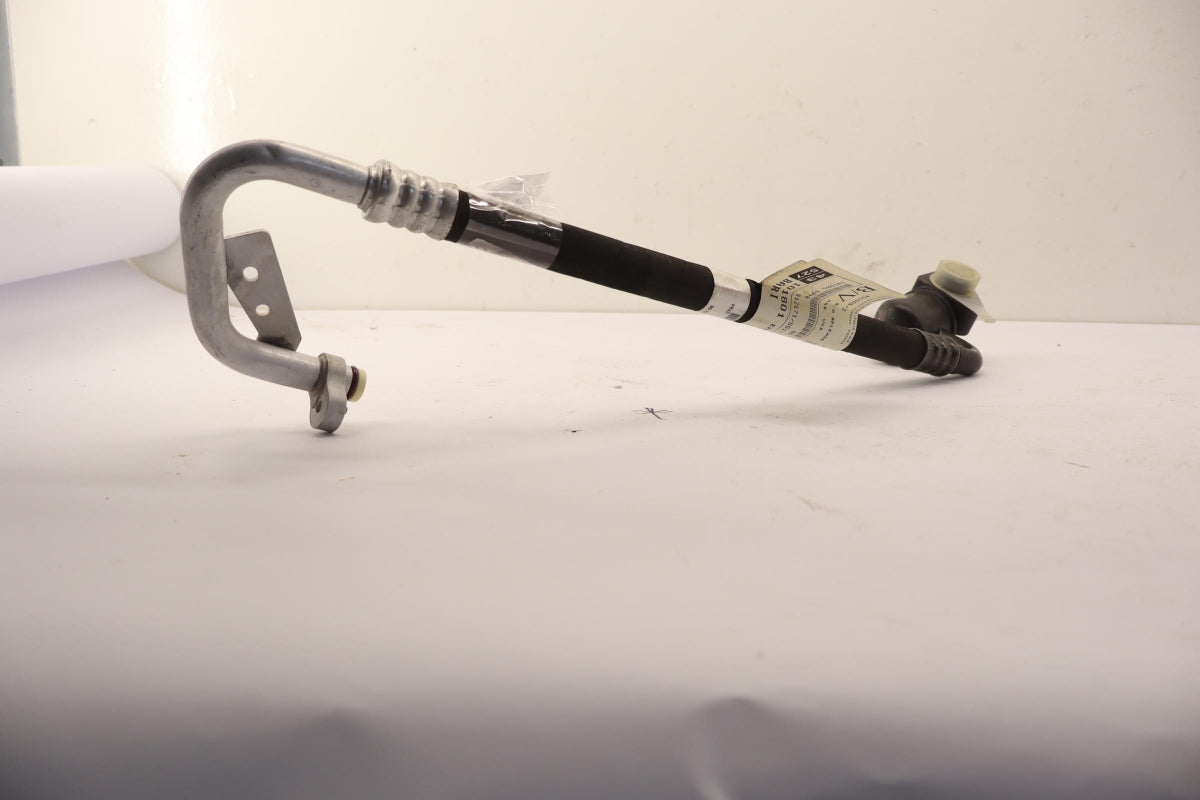 Original MERCEDES-BENZ W203 C209 Klimaanlage Druckleitung A2712300356