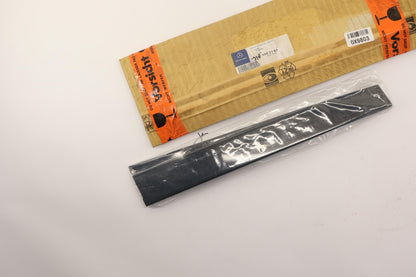 Original OE MERCEDES-BENZ Säulenverkleidung A2106902187