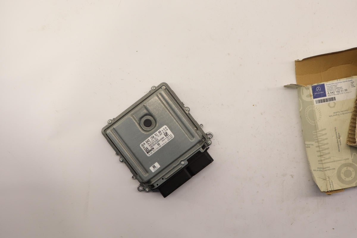 Original OE MERCEDES-BENZ Motorsteuergerät A6421505100