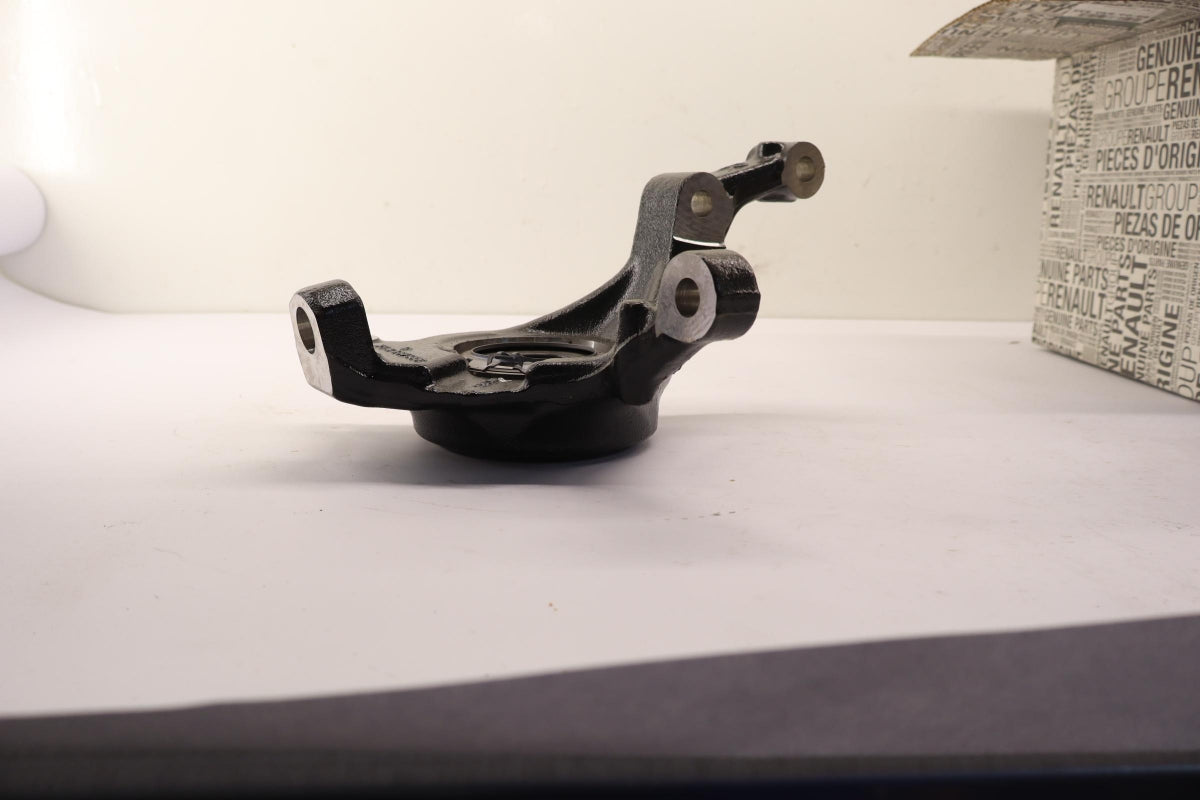 Original OE RENAULT Achsschenkel 8200630535