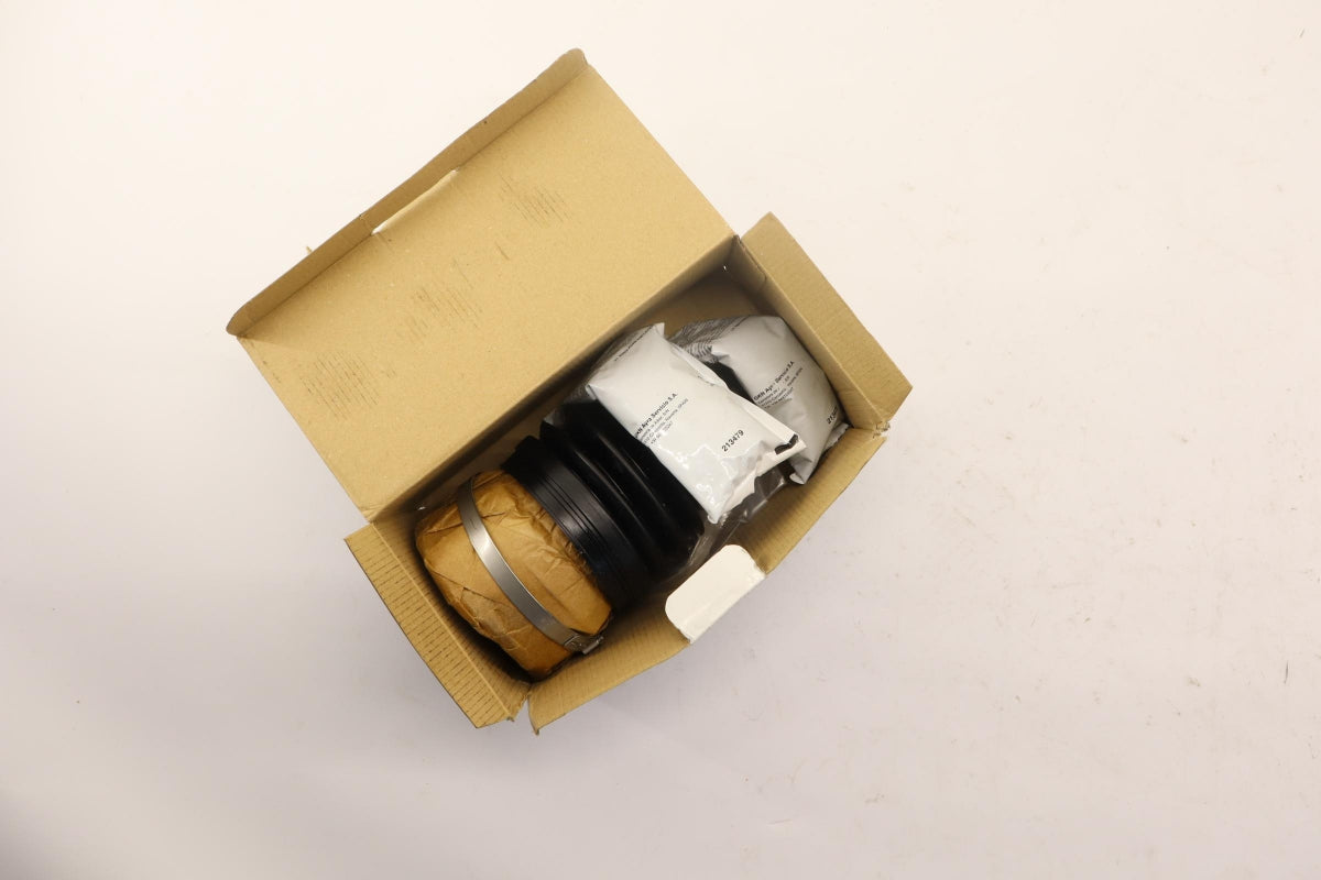 Original OE NISSAN Antriebswelle Gelenksatz C92115XA0A