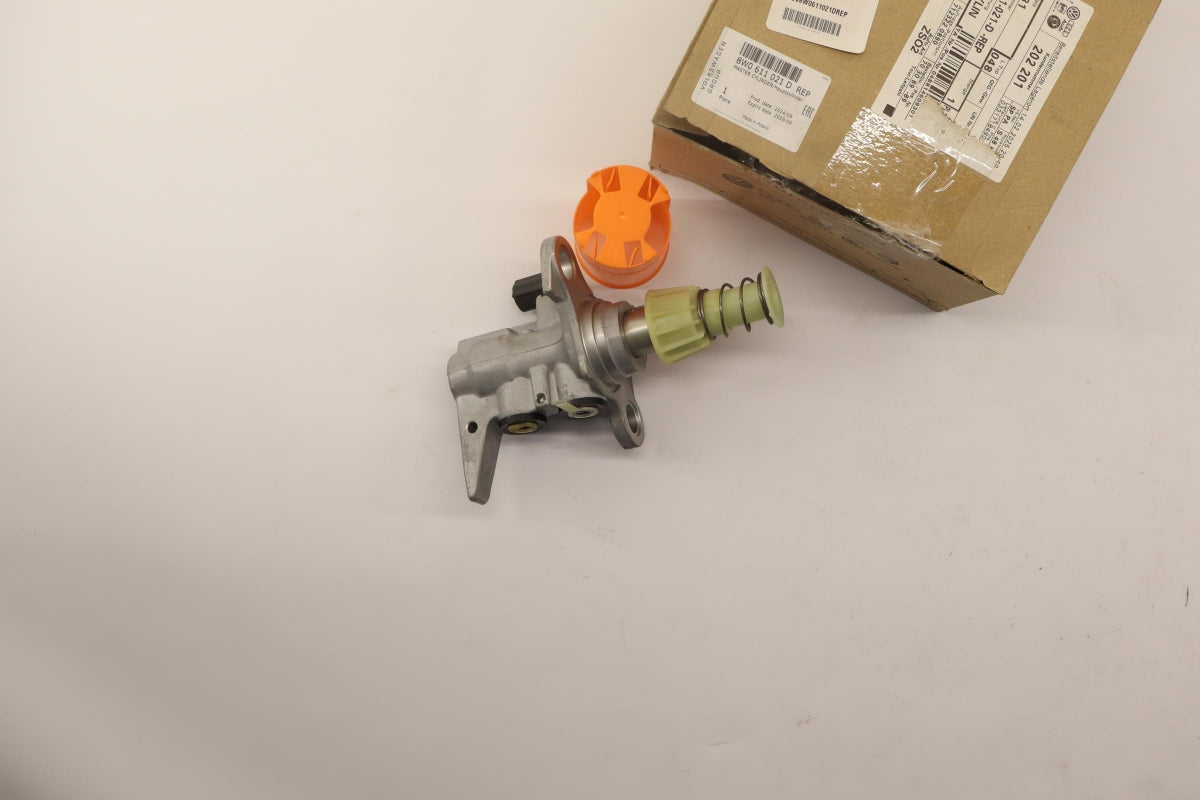 Original OE Volkswagen Hauptbremszylinder 8W0611021DREP