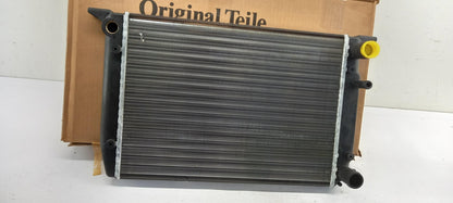 Original OE Volkswagen Wasserkühler 893121253