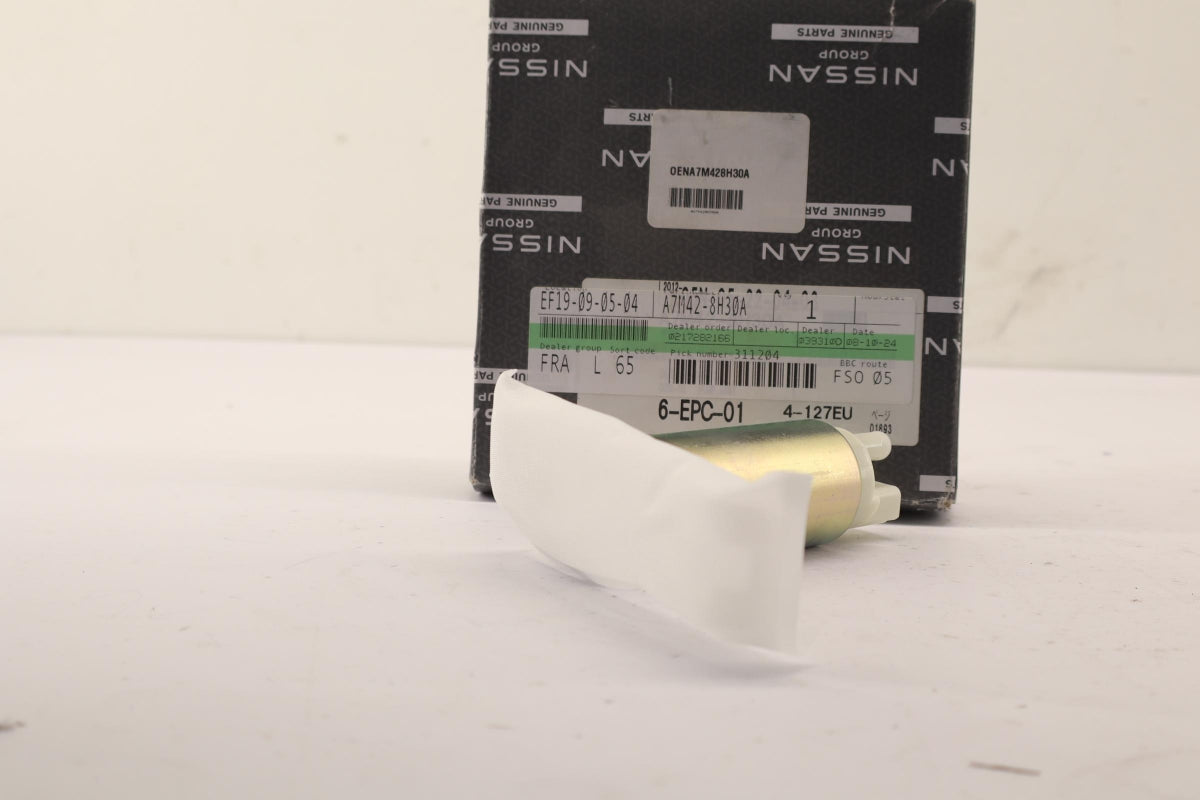 Original OE NISSAN Kraftstoffpumpe A7M428H30A