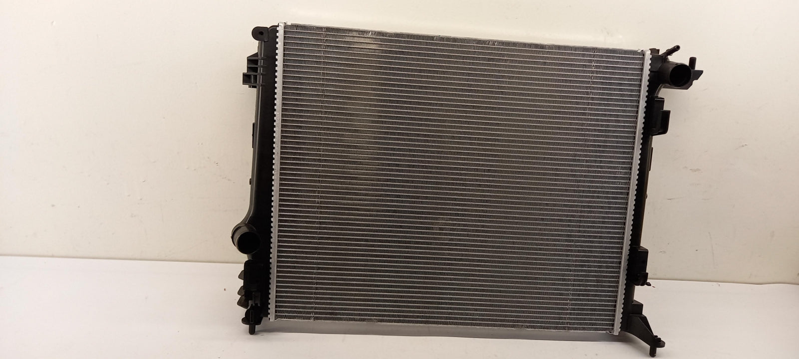Original OE RENAULT Wasserkühler 214108607R