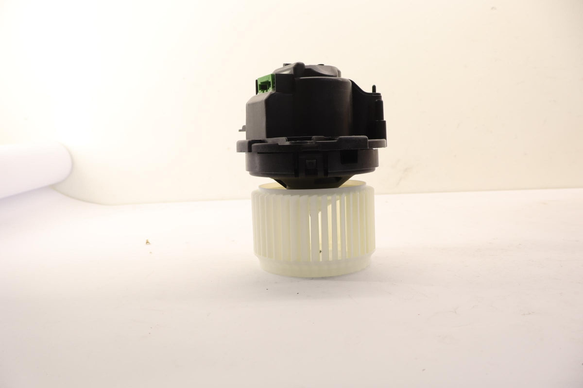 Original OE RENAULT Innenraumgebläse 278605796R