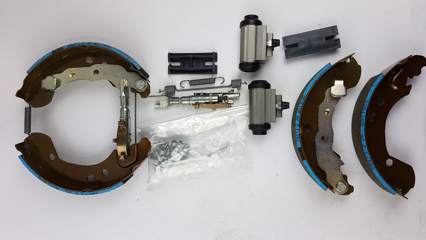 Original RENAULT Clio III Bremsbackensatz hinten 7701208358