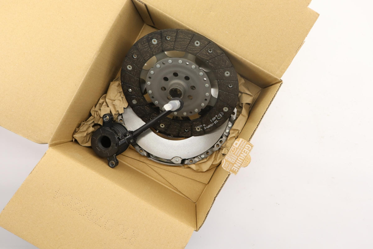 Original NISSAN Juke NV200 Pulsar Qashqai Kupplungssatz 3021800QAD