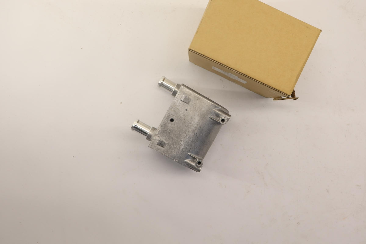 Original AUDI A4 A5 A6 A7 A8 Q5 Q7 Q8 VW Touareg Wärmetauschergehäuse 4M0819061A