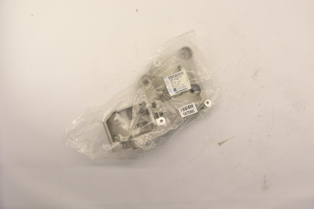 Original OE OPEL Halter 55570104