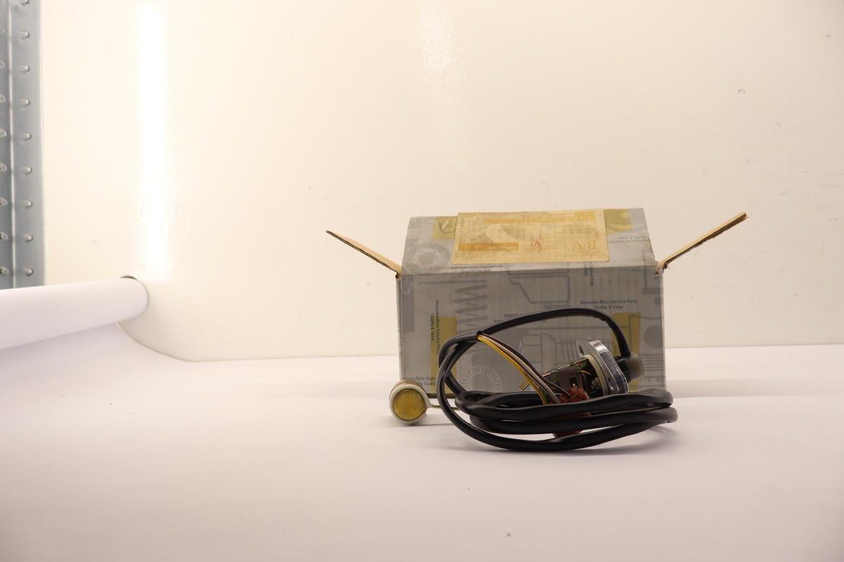 Original OE MERCEDES-BENZ Ölstandsensor A0085421117