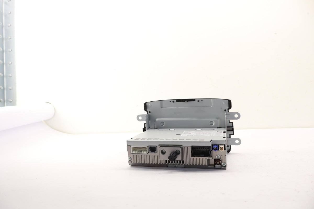 Original OE RENAULT Multimedia Haupteinheit 281157957R