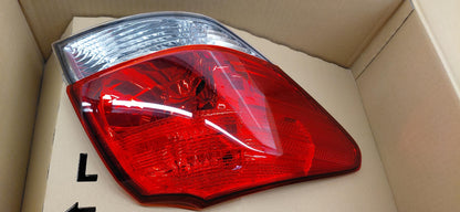Original OE SUBARU Heckleuchte 84912AJ100