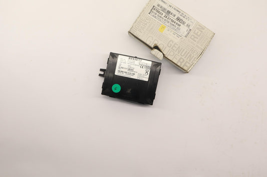 Original OE RENAULT Steuergerät 282750498R