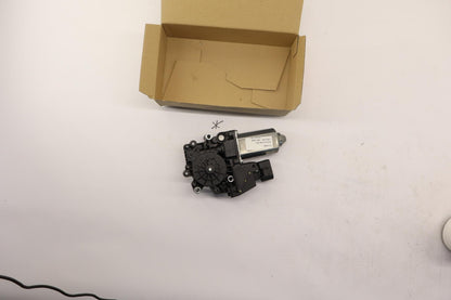 Original OE Volkswagen Fensterhebermotor 8L3959802