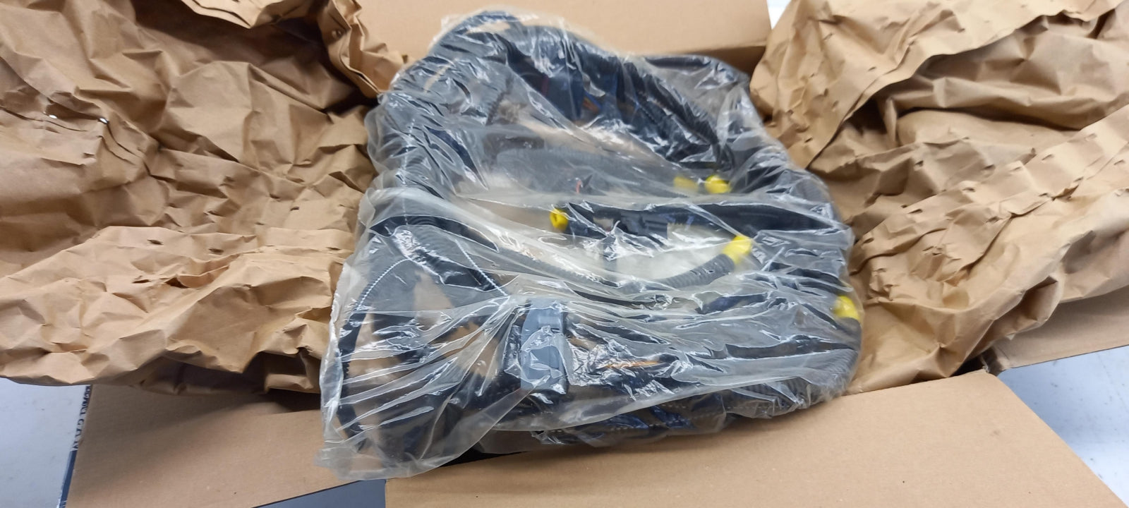 Original OE MASERATI Kabelbaum 670035367