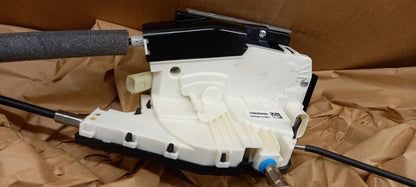 Original OE MASERATI Türschloss 670175803