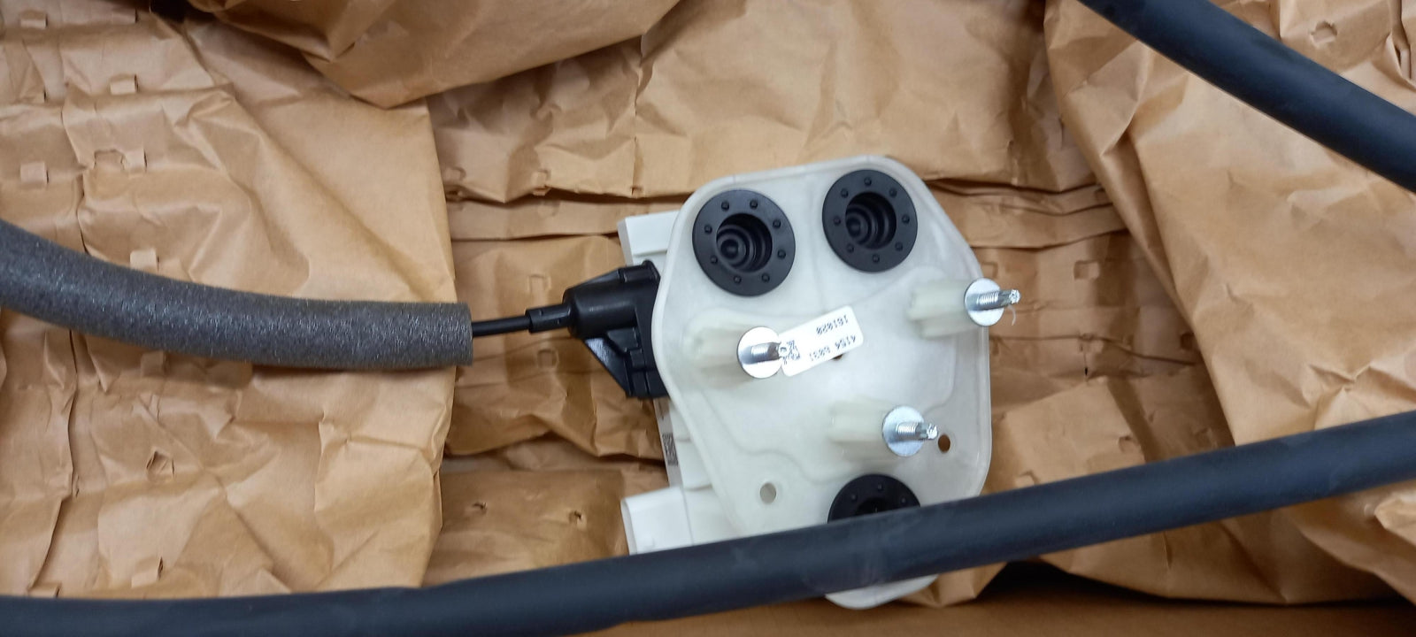 Original OE MASERATI Türschloss 670175803