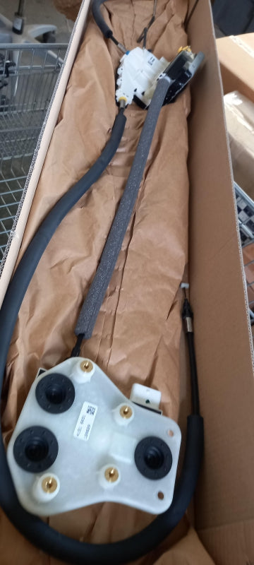 Original OE MASERATI Türschloss 670162430