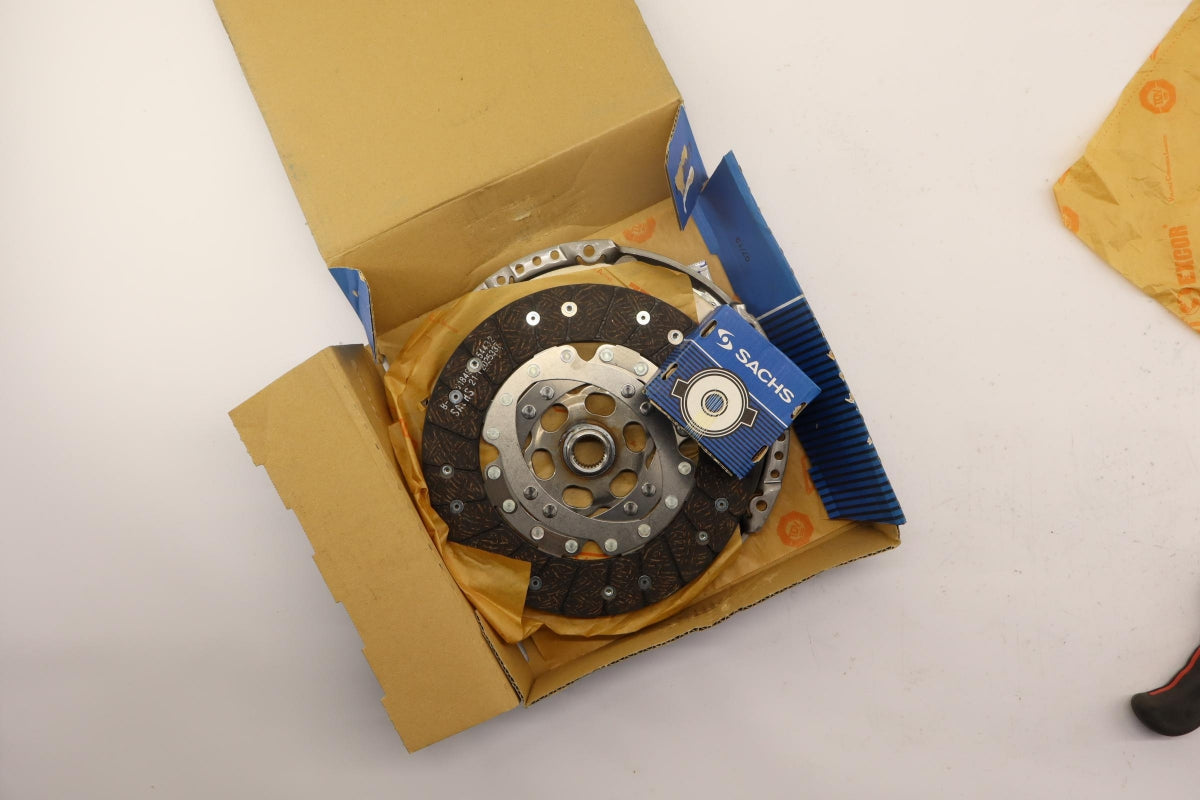 SACHS Kupplungssatz 3000845701