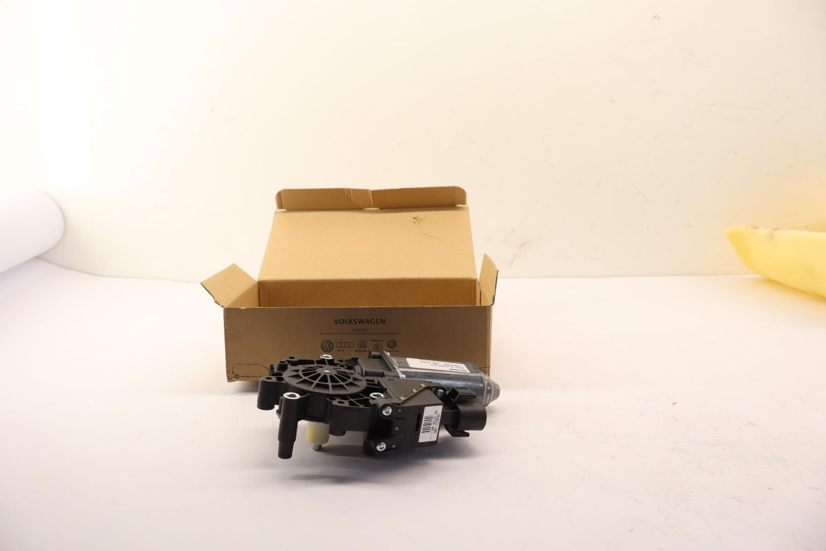 Original OE Volkswagen Fensterhebermotor 8L3959802