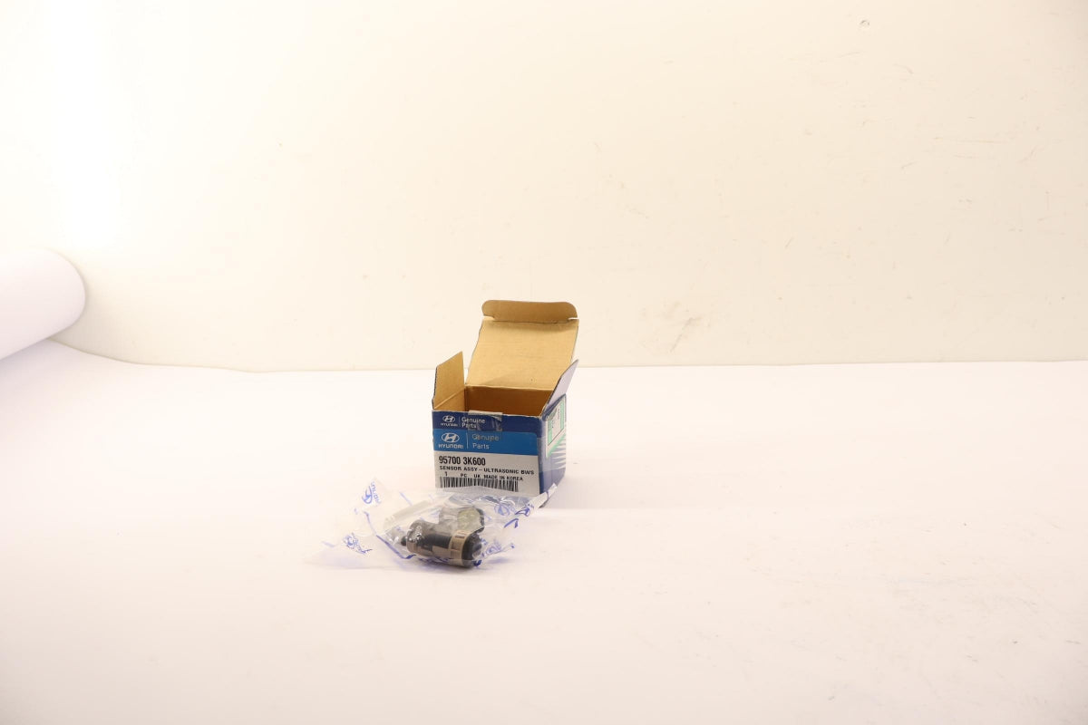 Original OE HYUNDAI/KIA Parksensor 957003K600