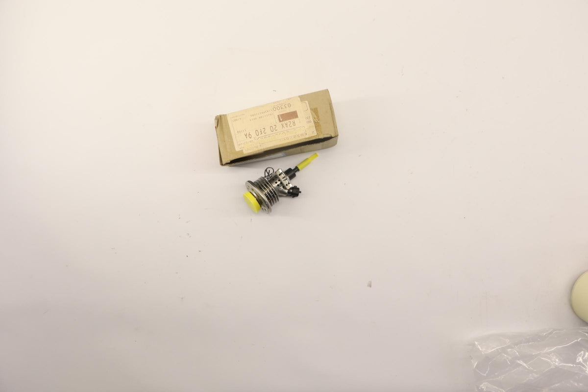 Original OE MAZDA Harnstoffeinspritzung Fördermodul R2AX202F09A