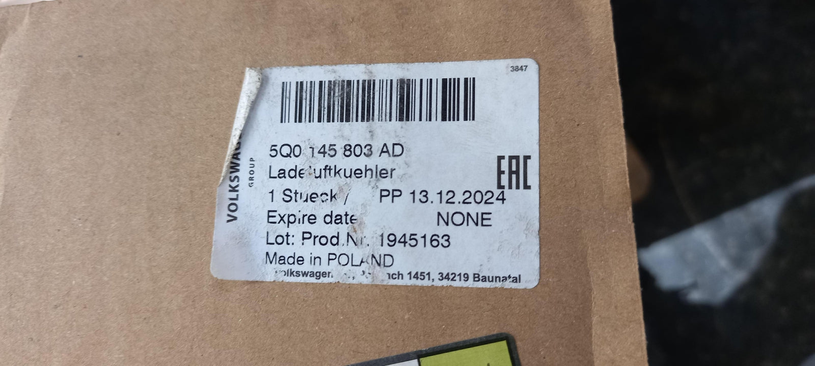 Original OE Volkswagen Ladeluftkühler 5Q0145803AD