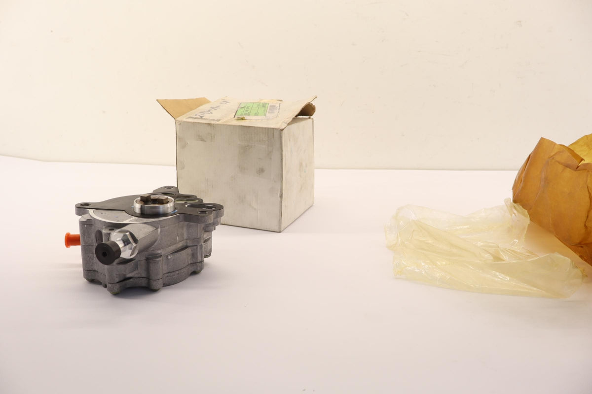 Original OE Volkswagen Bremsanlage Vakuumpumpe 03G145209C