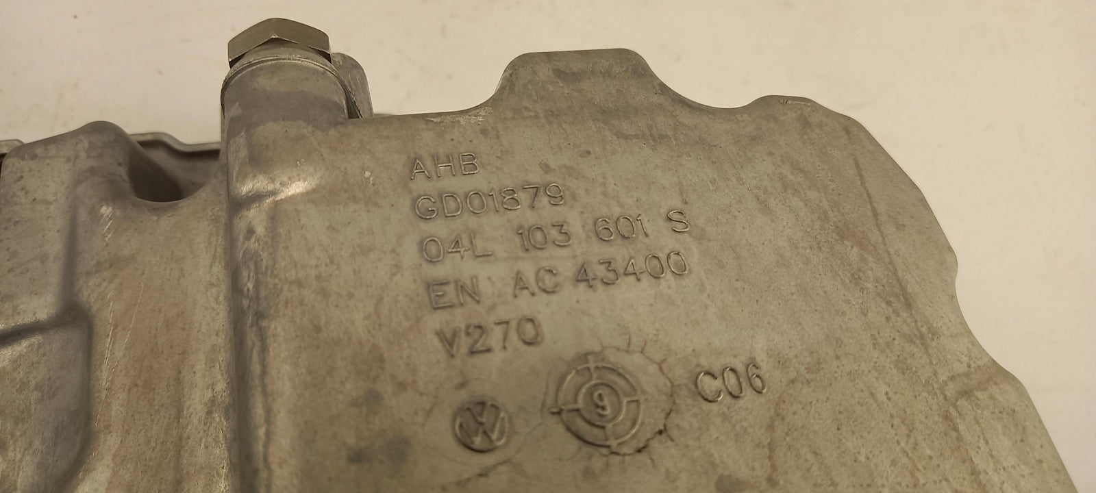 Original OE Volkswagen Ölwanne 04L103601S