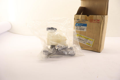 Original OE HYUNDAI/KIA Hauptbremszylinder 585102C000