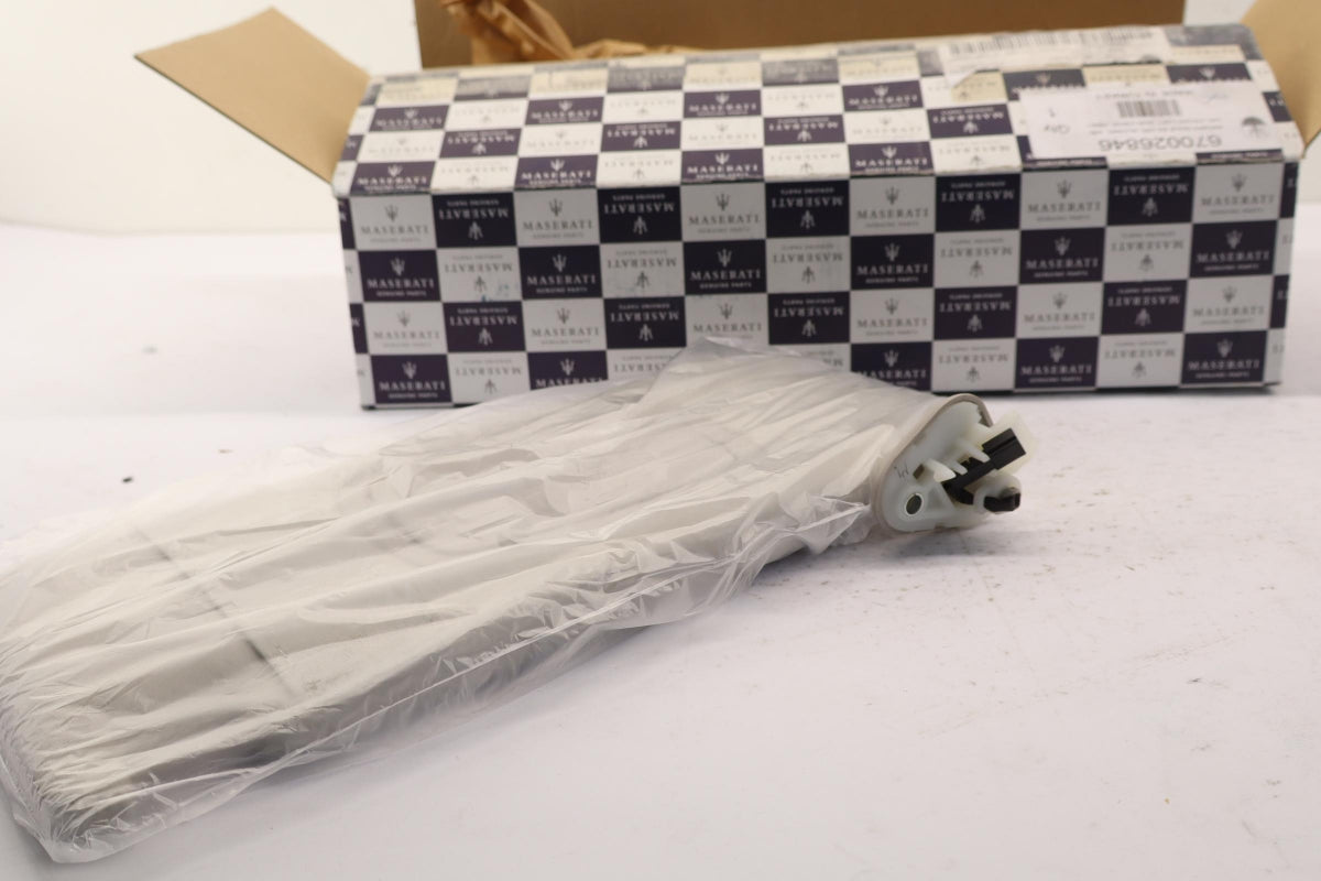 Original OE MASERATI Sonnenblende 670026846